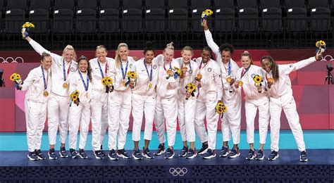Gold At Last U S Women Beat Brazil To Win Olympic Crown Usa Volleyball