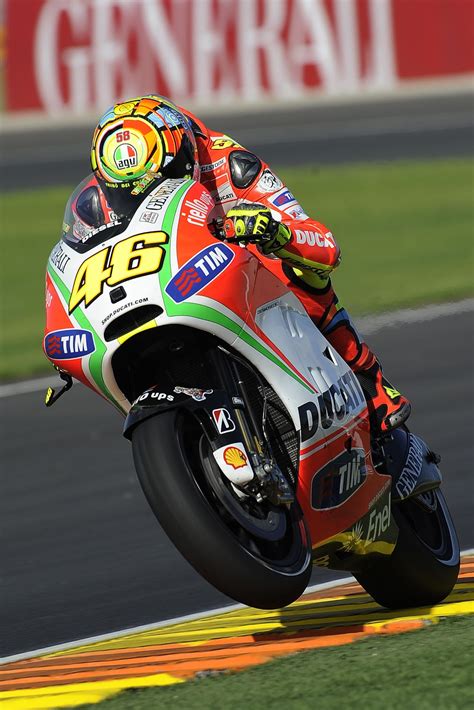 Valentino rossi is an italian professional motorcycle racer and multiple motogp world champion. Racing Cafè: Photo #333 - Valentino Rossi 2012