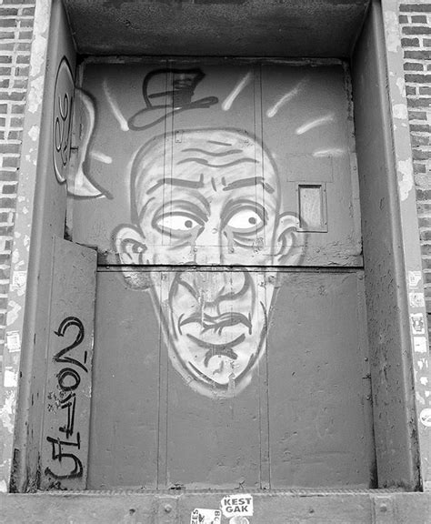 Graffiti Face On Film In 2020 Photo Printing Graffiti Graffiti Face