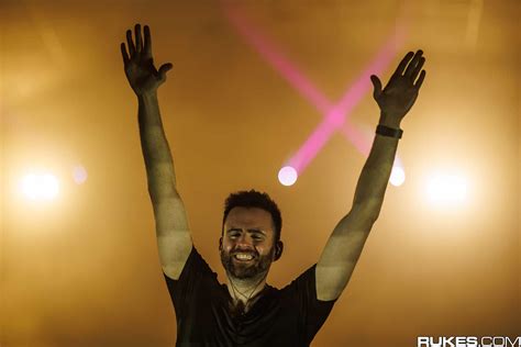 Gareth Emery Releases Eagerly Awaited Album The Lasers