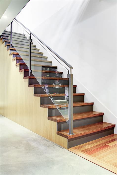 Majestik Stairs Double Stringer Battig Design