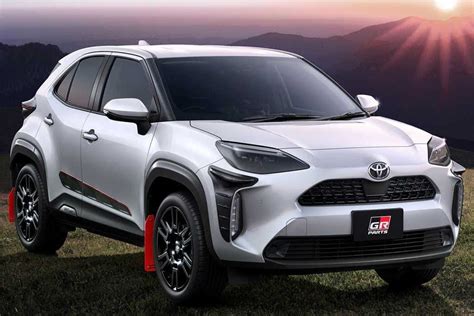 Der brandneue yaris cross enthüllt sein gesicht. 2020 Toyota Yaris Cross - We Know its Speculated Pricing ...