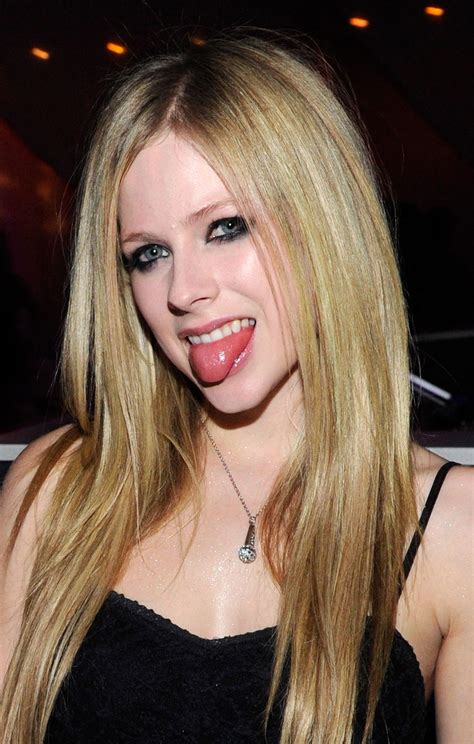 Por Que Você Sempre Faz Isso Comigo Avril Lavigne Fotos De Avril Lavigne Avril Lavigne