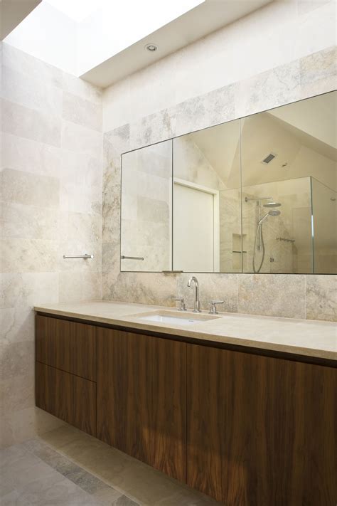 29 Stunning Natural Stone Bathroom Ideas And Pictures 2020