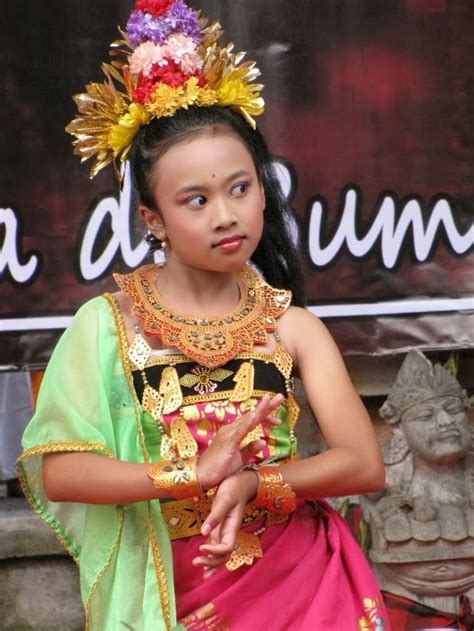 Young Balinese Dancer Photo By Indounik Bali Girls Balinese Bali