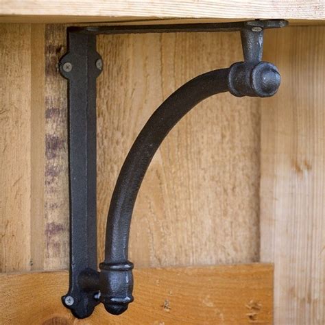 Farmhouse Style Iron Shelf Brackets Add Casual Charm To Your Open