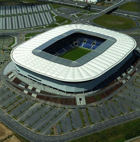 As for the stadium, it's significantly younger than the football club, having opened in 2009. Stadion für TSG Hoffenheim, Sinsheim - ais-online.de