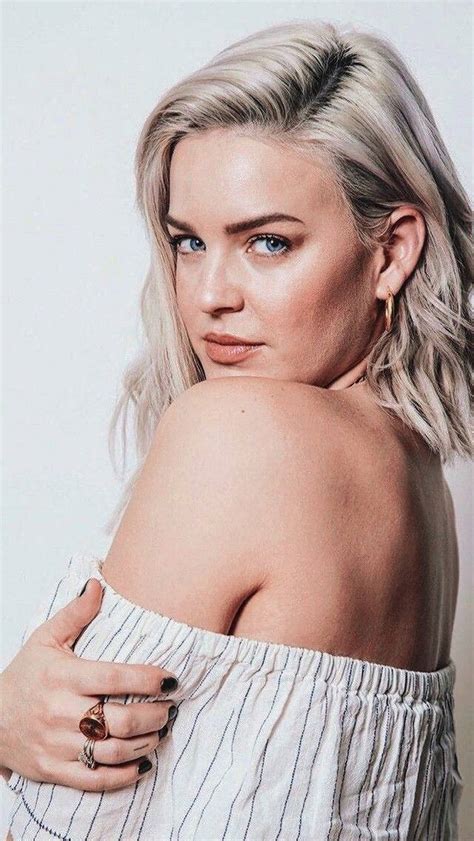 100 Anne Marie Wallpapers