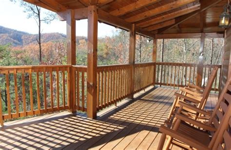 Nestled in the great smoky mountains, this region is a hotbed of. Pigeon Forge Vacation Rentals - Cabin - Four Seasons Lodge ...