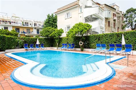 Hotel Caravel Sorrento Pool Pictures And Reviews Tripadvisor