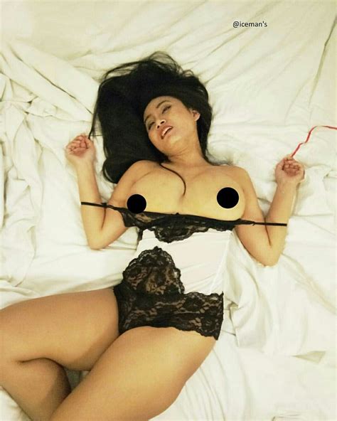 Inesh Melan Nude Porn Photos