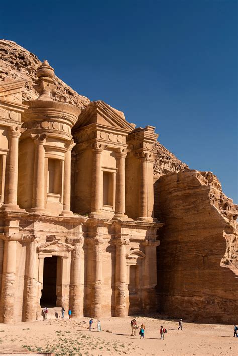 Ultimate Guide To Visiting Petra Jordans Ancient City Kimkim Vlrengbr
