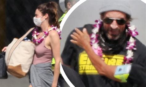 Shailene Woodley And Nfl Fiancé Aaron Rodgers Wear Matching Leis As They Land In Hawaii Daily