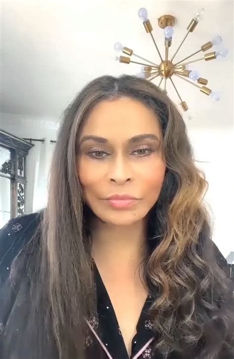 Tina Knowles Gives Us A Step By Step In Creating The Perfect Natural