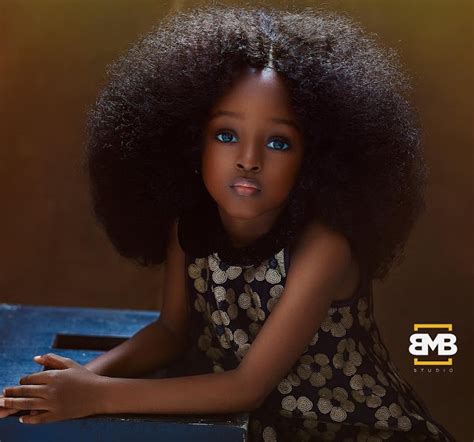 Menina de 5 anos da Nigéria é considerada a garota mais bonita do mundo