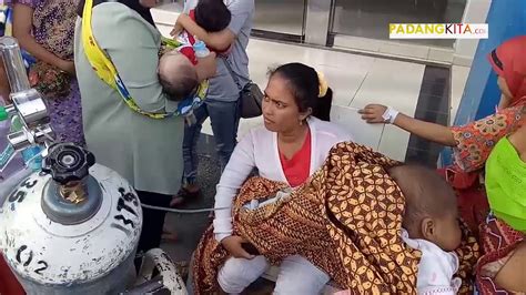 Inilah Detik Detik Kepanikan Pasien Saat Gempa Sr Di Padang Youtube