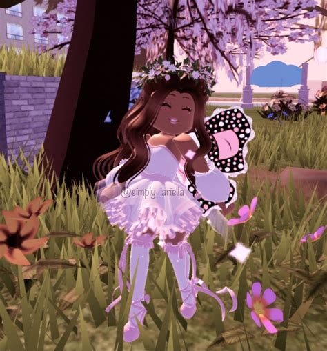 Fairy In The Garden 2 🧚‍♀️ Royale High Edit In 2021 Roblox Pictures