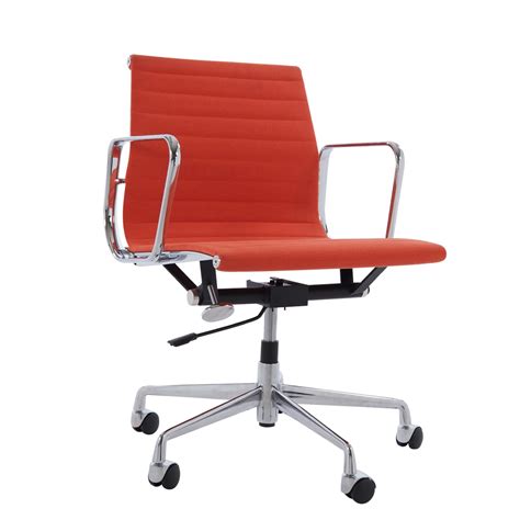 Great for all offices, including home offices, this management style chair suits the most professional. Charles Eames office chair. EA117 Hopsack. Design office ...