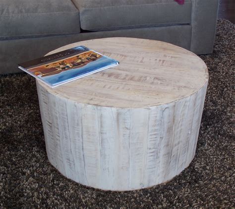 Rustic White Cedar Round Coffee Table Approximately 18 High And 36 In