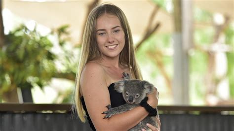 Gattons Yasmin Carley Names Billabong Sanctuarys New Baby Koala The