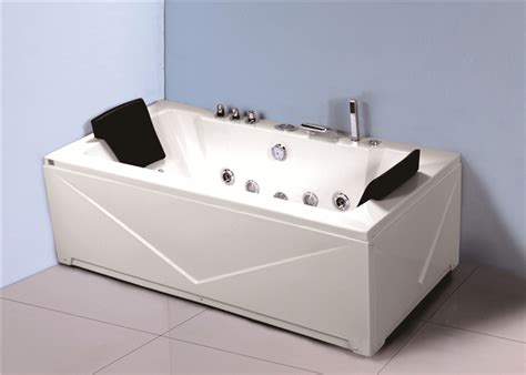 Absolutely loved this jacuzzi bath! American Standard Jacuzzi Whirlpool Bath Tub With ...