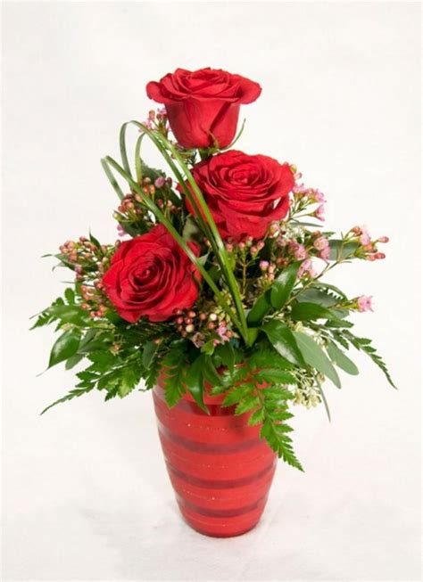 20 Pretty Roses Arrangements Valentines For Your Beloved People