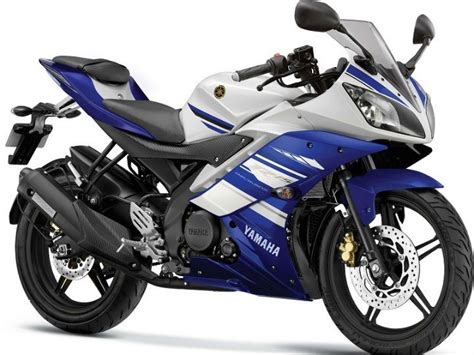 Yamaha r15 v3 moto gp edition is now available in india for inr 1.30 lakh. Yamaha YZF R15 V3 Pics - Yamaha YZF R15 V3 Sports Bike