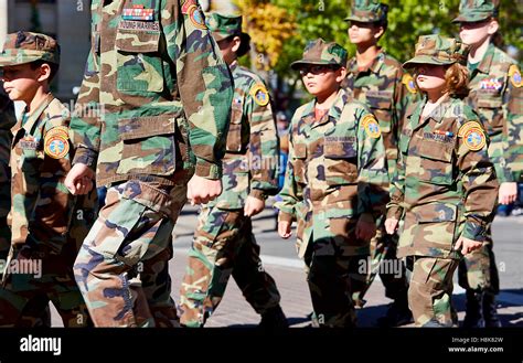 Prescott Az Usa November 10 2016 Young Boys In Military Uniform