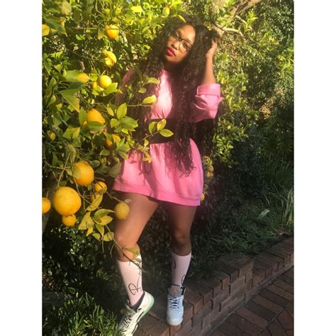 Zola Nombona Showing Off In Latest Pictures Za