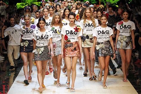 Dolce And Gabbana Springsummer 2017 Daily Front Row