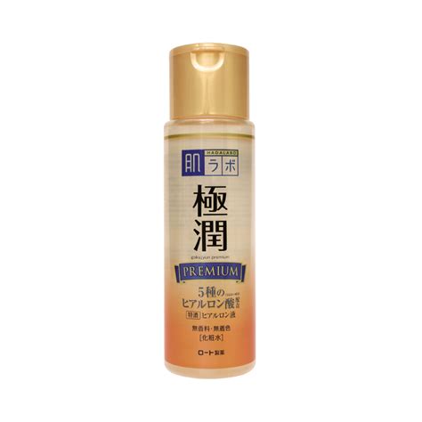 Preserve your skin's natural moisture as you wash. Dung dịch dưỡng ẩm Hada Labo Gokujyun Premium...