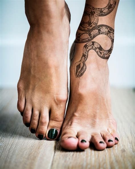 Premium Psd Close Up Of Leg Tattoo