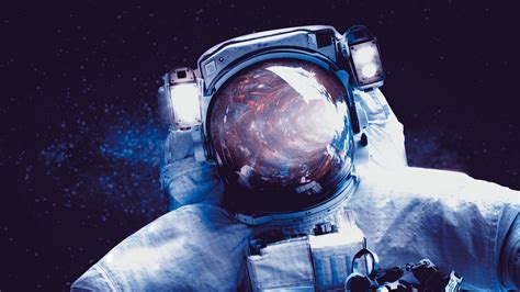 Wallpaper Astronaut Space Suit Spaceman Astronaut Wallpaper 4k