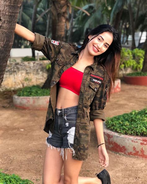 Impresionantes Fotos De Instagram De Khushi Choudhary Estrella India De Tiktok Fotos De