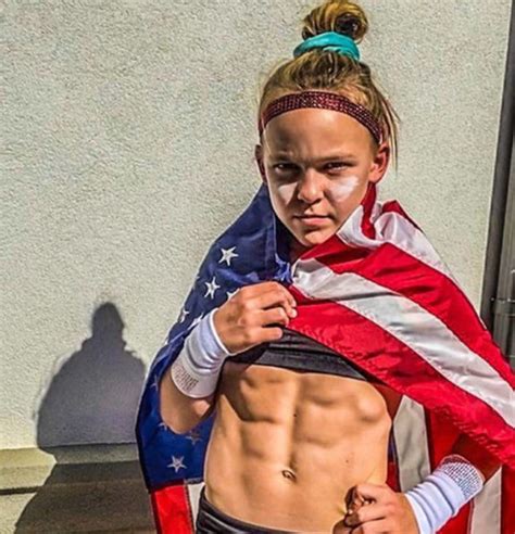 Meet 10 Year Old Gymnast With Sculpted Six Pack Abs Bioreports