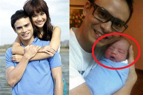 Wajah bcl tampak sembab diduga karena menangis. **BAPAK HANDSOME!! Ingat lagi wajah comel Noah anak lelaki ...