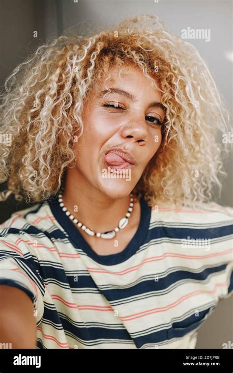 Curly Tongue Hi Res Stock Photography And Images Alamy