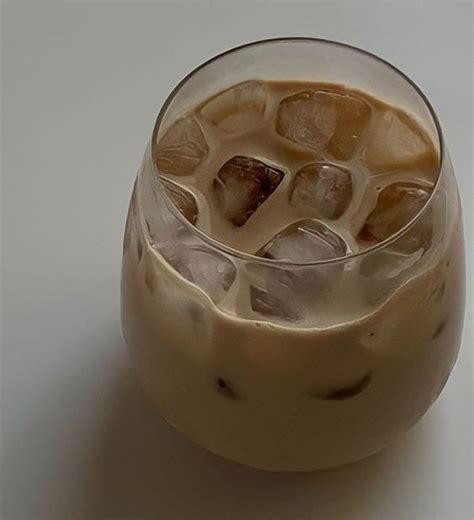 𝙳𝚊𝚛𝚔 𝚊𝚌𝚊𝚍𝚎𝚖𝚒𝚊 𝚍𝚛𝚎𝚊𝚖𝚜 On Twitter Rt Dailydolce Iced Coffee 🤎