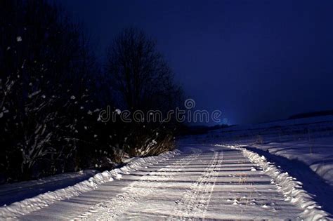 Snowy Road Night Stock Photos Download 5114 Royalty