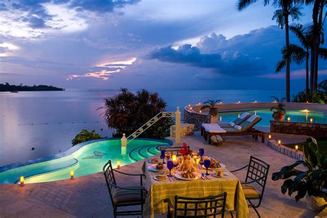 We did not find results for: Ultimate Jamaica Honeymoon Guide | The Plunge