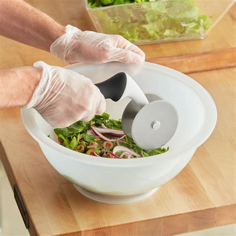 Oxo 1128100 Good Grips Salad Chopper With 55 Qt White Plastic Bowl