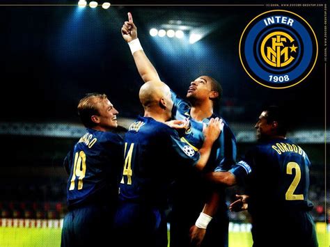 Football club internazionale milano, commonly referred to as internazionale (pronounced ˌinternattsjoˈnaːle) or simply inter, and known as inter milan outside italy. Inter de Milan Wallpaper ~ Wallpapers de Times