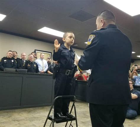 Video 6 Year Old With Cancer Sworn In As Freeport Tx Cop Fort Worth