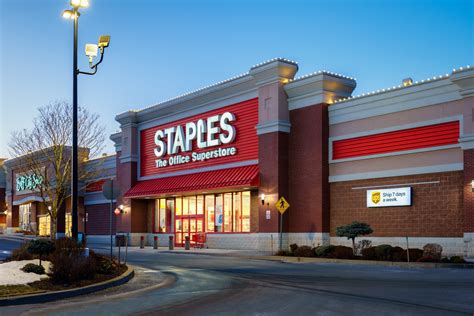Staples Store