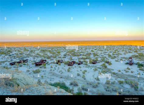 Ship Cemetery At Aral Sea Muynak Uzbekistan Stock Photo Alamy