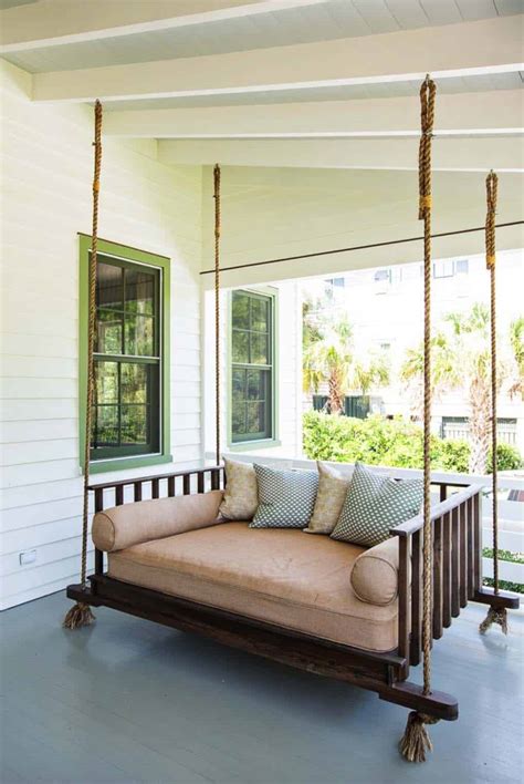 13 Stunning Outdoor Hanging Beds