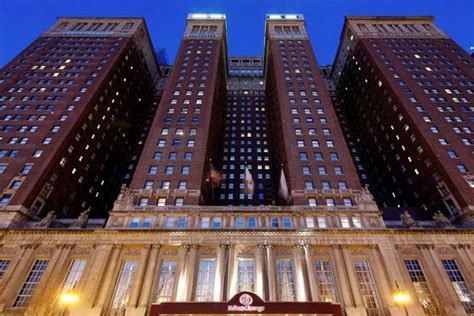 Hilton Chicago Michigan Ave Cultural Mile Is One Of The Best Places To Stay In Chicago
