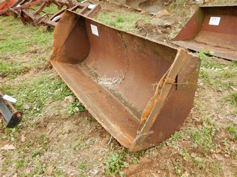 72 Front Loader Bucket