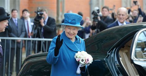 Remembering Queen Elizabeth Iis Visits To Surrey Over The Years Surrey Live