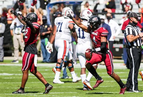 South Carolina Football Gamecocks Use Turnovers To Upset Auburn